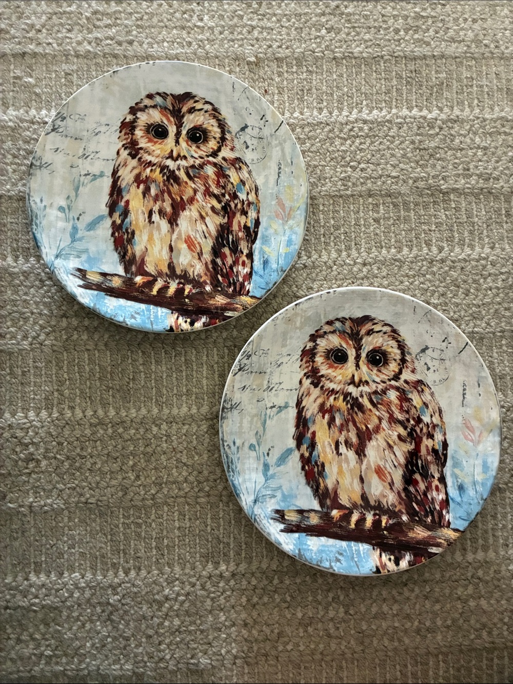 Pier 1 Imports Retired Owl Salad/Luncheon Plates